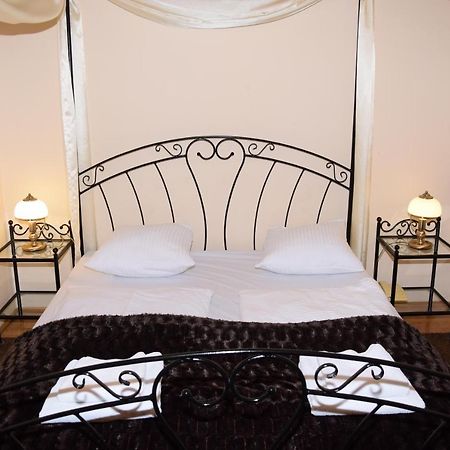 Hotel Zamek Bytow Экстерьер фото